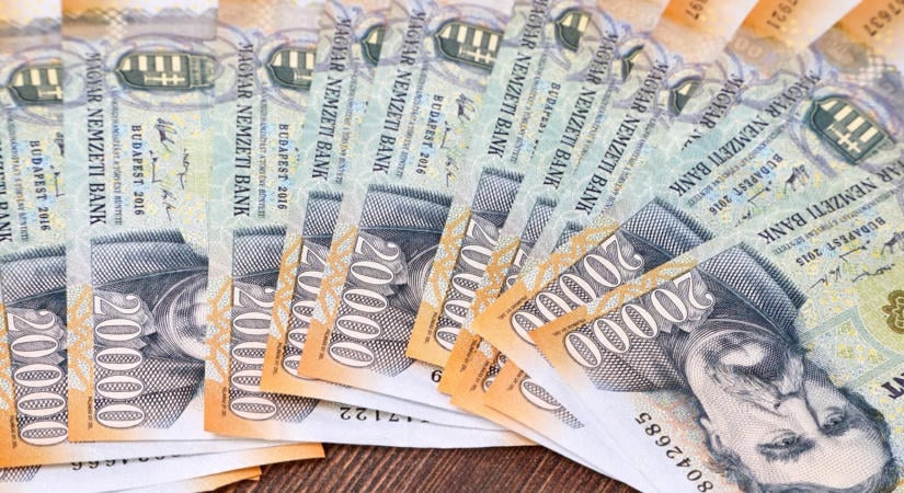 BiztosDöntés: Így válasszuk ki, milyen befektetésben tartsuk a nyugdíjra félretett pénzünket