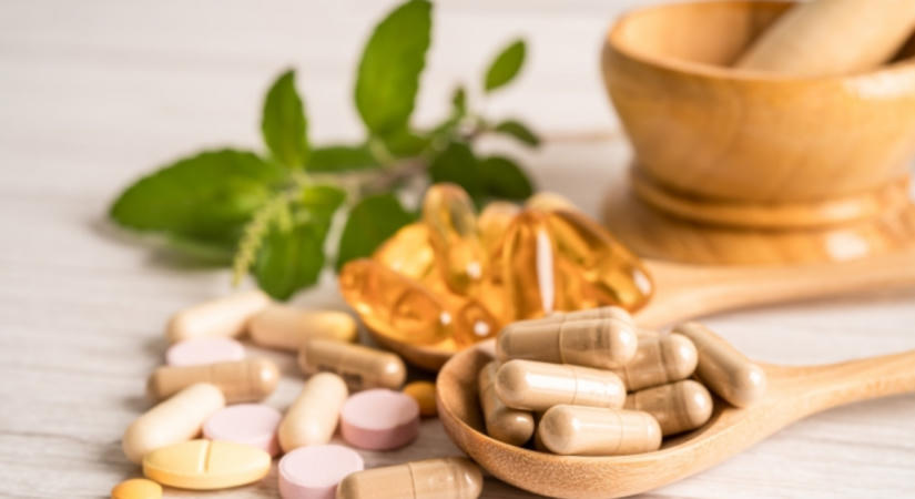 Ezt a 3 étrend-kiegészítőt soha ne vedd be antibiotikummal együtt: jelentősen gyengíthetik a gyógyszer hatását