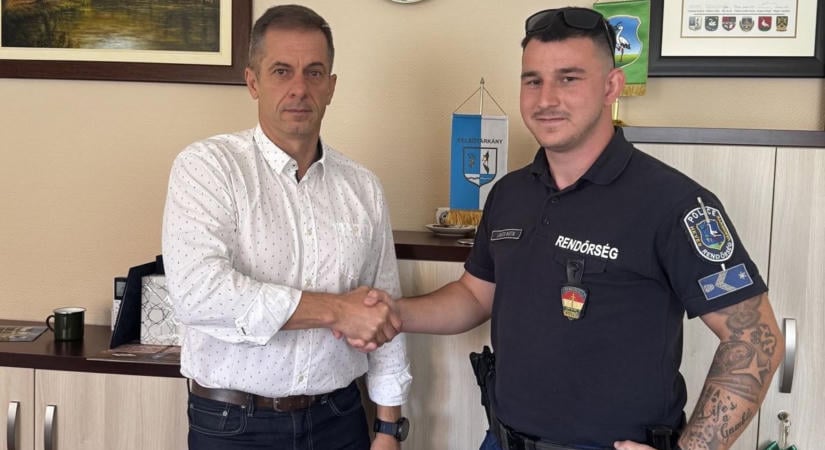Szolgálaton kívül is elfogott egy körözött férfit: ő lett Felsőtárkány új körzeti megbízottja