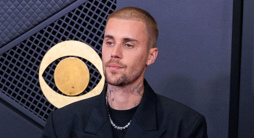 Justin Bieber ismét sílécre pattant! Nem találod ki, hol snowboardozott!