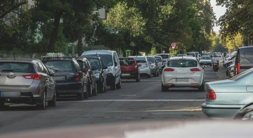 Lezárnak egy sávot Debrecenben, hetekre lelassulhat a 33-as főút forgalma!
