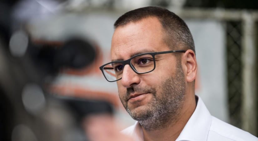 „Szuverenitásvédelem” után PR-területen próbálja ki magát Lánczi Tamás