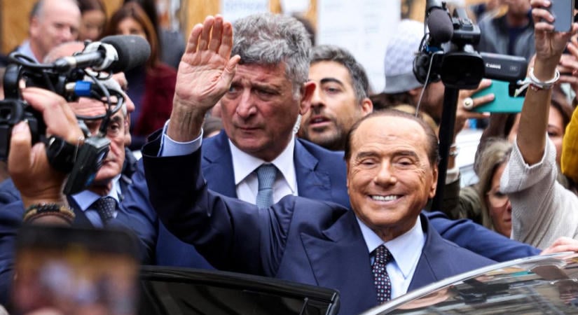 Silvio Berlusconi nevét vette fel Milánó legnagyobb repülőtere