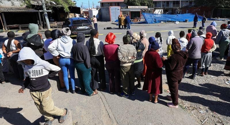 Két lövöldözés, 27 halott Dél-Afrikában