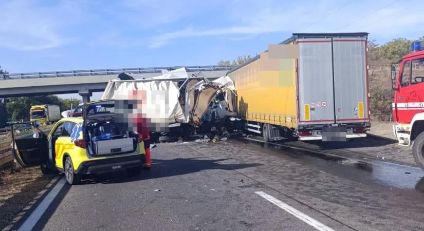 Halálos baleset történt az M5-ös autópályán Lajosmizsénél