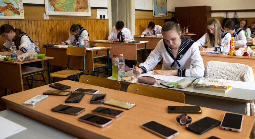 Hitel, adózás, megtakarítás: most kiderül, mit tudnak ezekről a magyar diákok