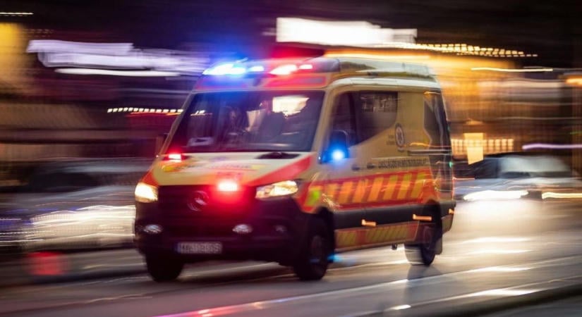 Szirénázástól volt hangos az éjszaka: mentőket is riasztani kellett az autópályára!