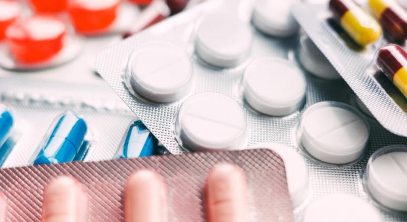 Rejtett hiba az otthoni patikában: ezt az egy dolgot szinte mindenki elköveti a gyógyszerekkel