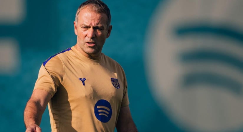 Hansi Flick szavai után távoznia kell az FC Barcelona csillagának