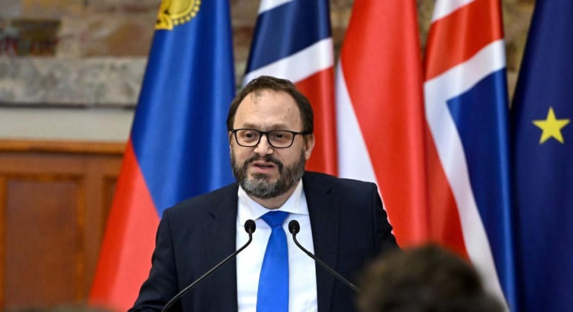 Kármán András aláírta az EGT és a Norvég Alappal való együttműködést