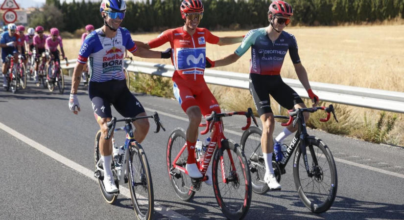 Enric Mas nyerte a Vuelta a Espanát, Valter Attila a 45. helyen zárt