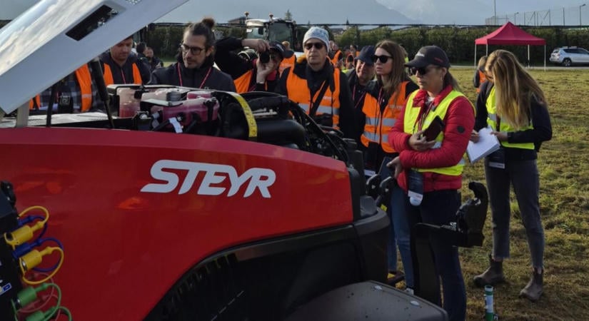 Olaszországban jártunk, megnéztük az új STEYR Spezial F CVT-szériát