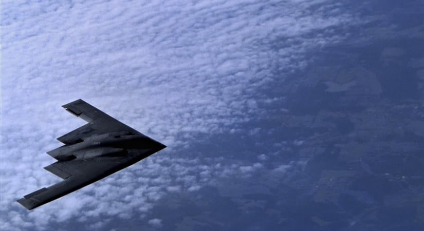 Döntött az amerikai hadsereg: addig tartják hadrendben a legendás bombázókat, amíg meg nem érkezik a szuperfegyver