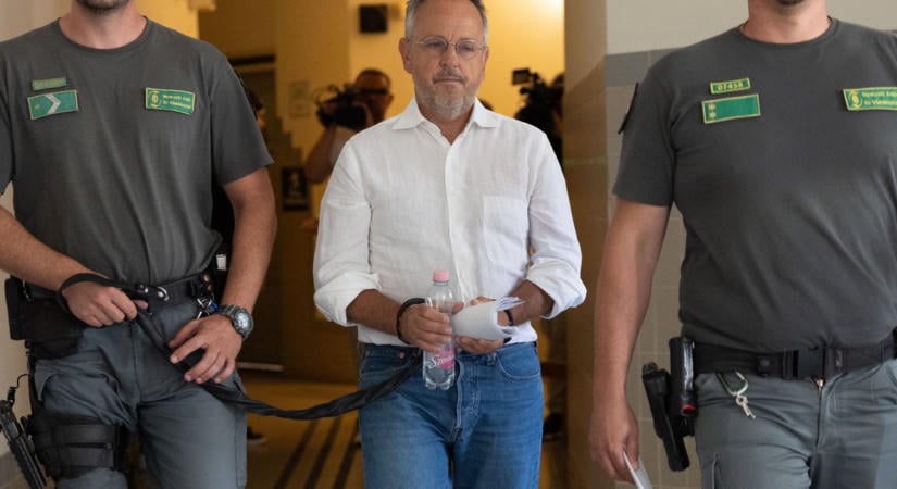 Döntött a bíróság: Bús Balázs letartóztatását meghosszabbították