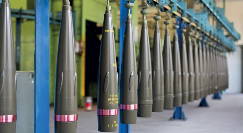 Bloomberg: Ukrajna több tízezer lőszert tervez vásárolni F-16-osokhoz, hogy lelőhesse a drónokat