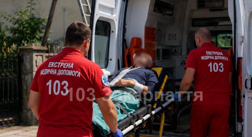 Ötméteres zuhanás után kórházba került egy 82 éves kárpátaljai férfi