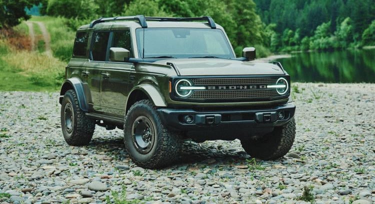 FILSON köntösben érkezik a FORD BRONCO