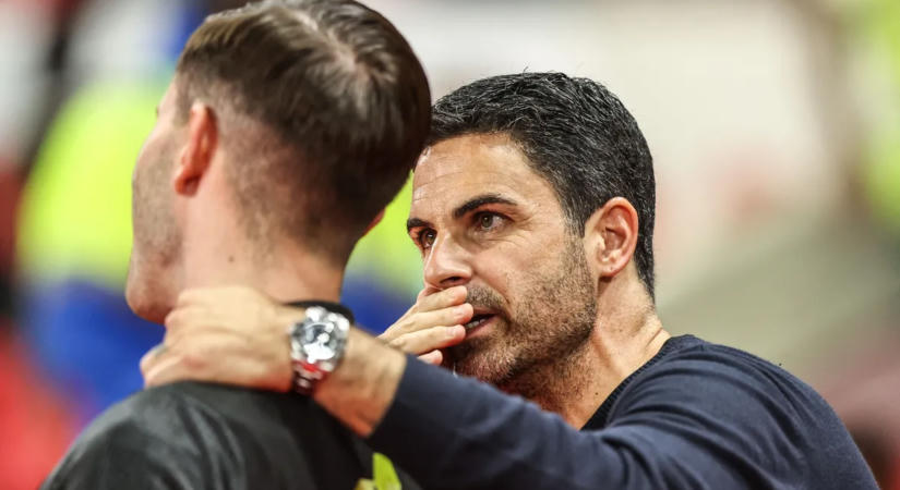 Az Arsenal edzője nekiment a játékvezetőnek, a bajnoki cím miatt aggódik