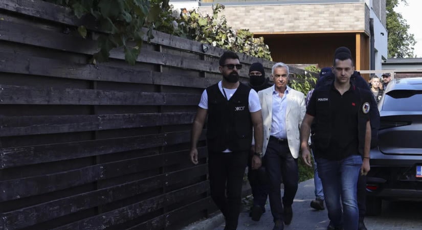 Előzetes letartóztatásba helyezte a bíróság Calin Georgescu volt román államfőjelöltet