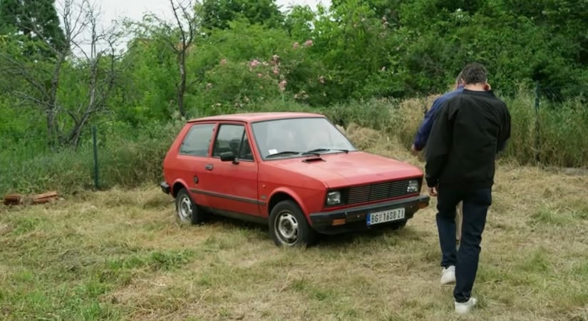 240 ezer forintért vették ezt a legendás autót: a felújítás után rá sem lehet ismerni