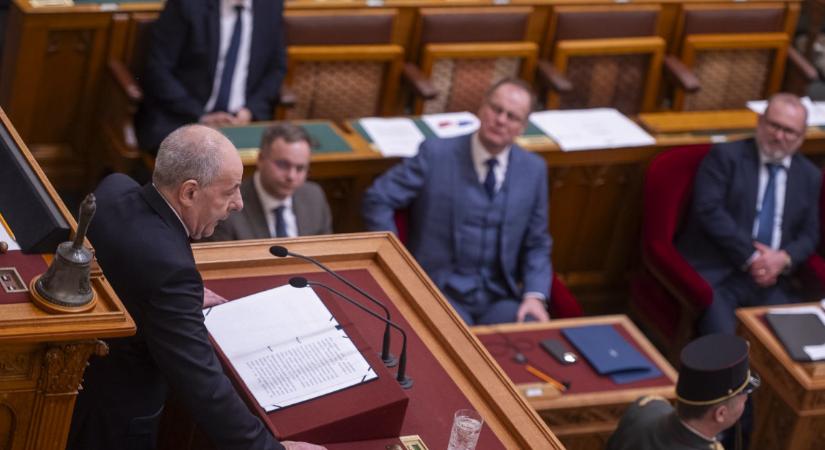 Az ember, aki megsemmisítette önmaga becsületét