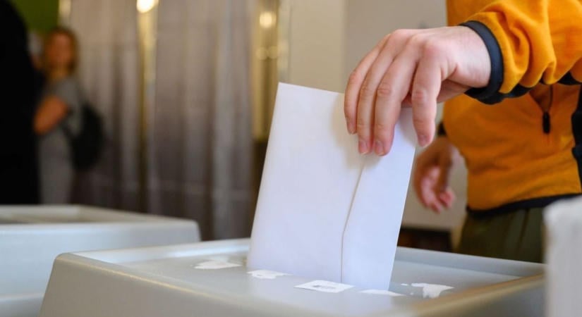 Parlamenti szék miatt maradt üresen a hely, ma választ a mezőtúri 1-es körzet