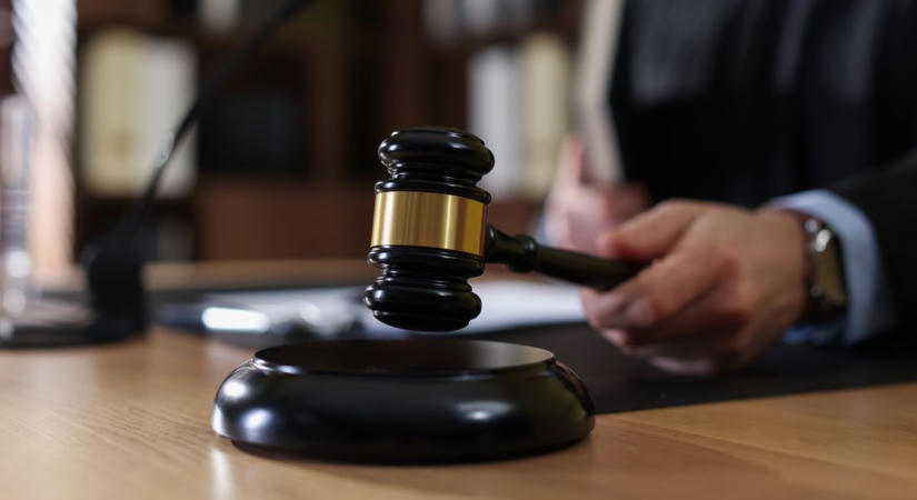 90 milliós csalássorozat: szabadságvesztésre ítélték a vezetőt