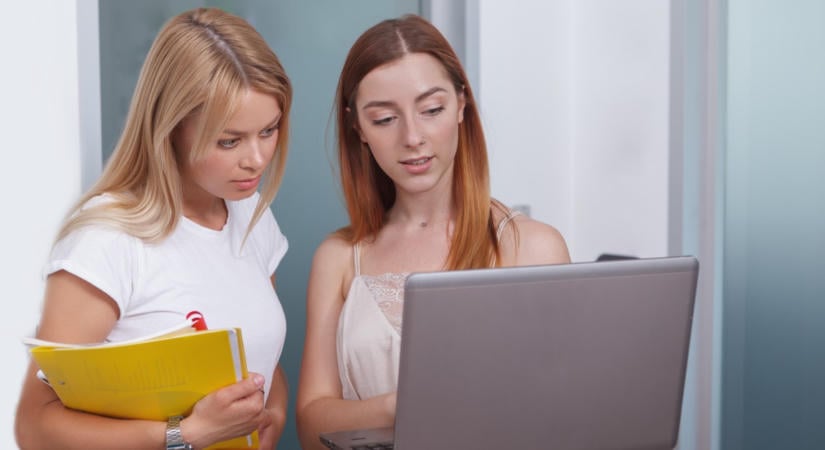 Valódi kötődés vagy csak kényelem? Így válnak barátsággá a munkahelyi kapcsolatok