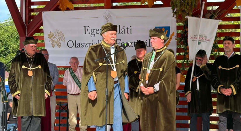 A világűrből érkezett a legújabb egerszóláti borlovag