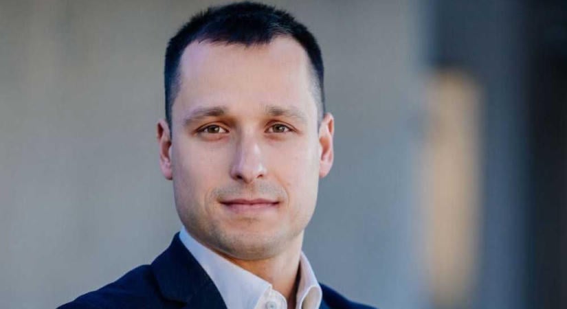 Így húzta őket csőbe – Megszólalt az Uzsoki kórház hős orvosa, aki lebuktatta a "csodaszert" kínáló csalókat