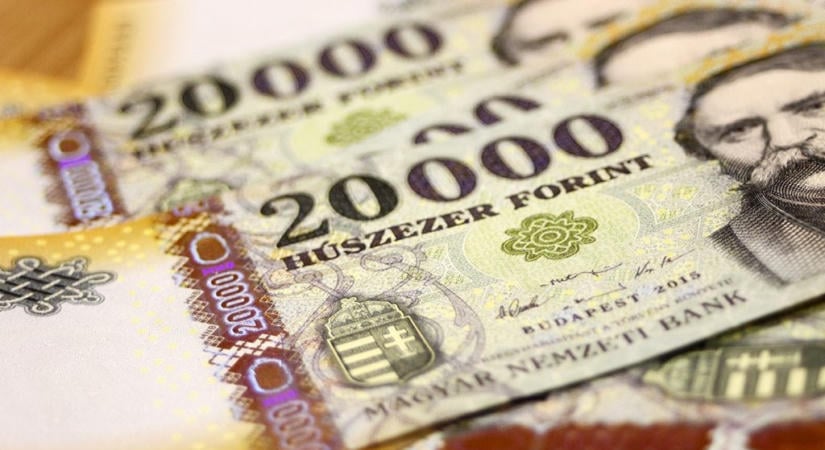 2030-ra a GDP 2,8 százalékára csökken a költségvetés hiánya