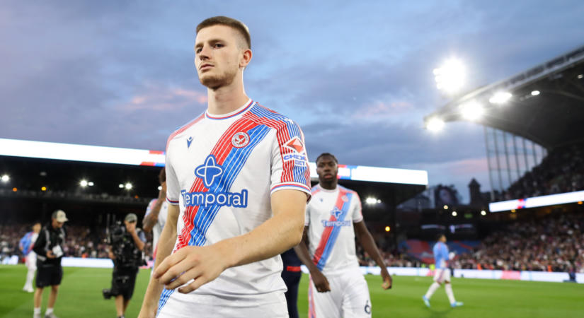 Adam Whartonért három angol elitklub harcol, de a Crystal Palace nemet mondott
