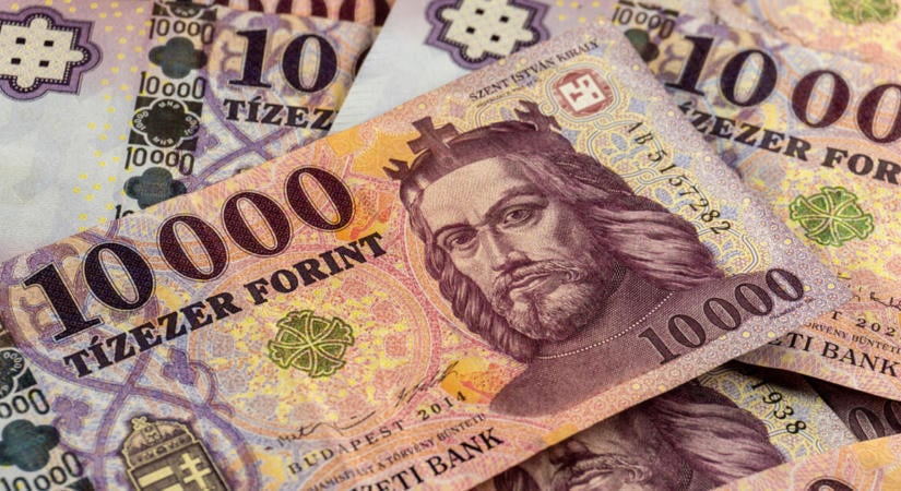 Visszafizetnék a közpénzeket? Egyre több oligarcha keresi meg a kormányt