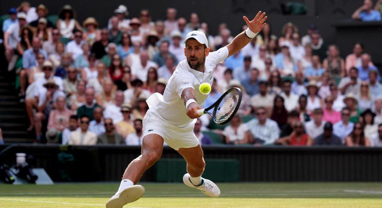 A világelső vetett véget Novak Djokovics tündérmeséjének, jöhet az álomdöntő