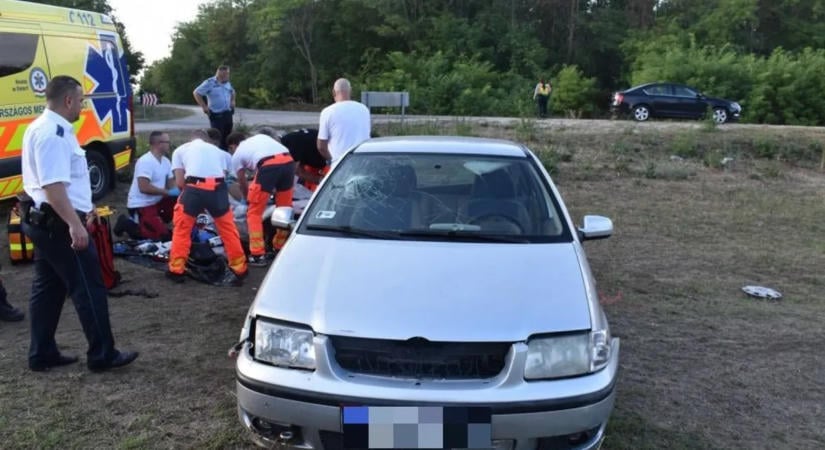 A halál torkából hozták vissza a rendőrök az előlük menekülő autóst Nagydorognál