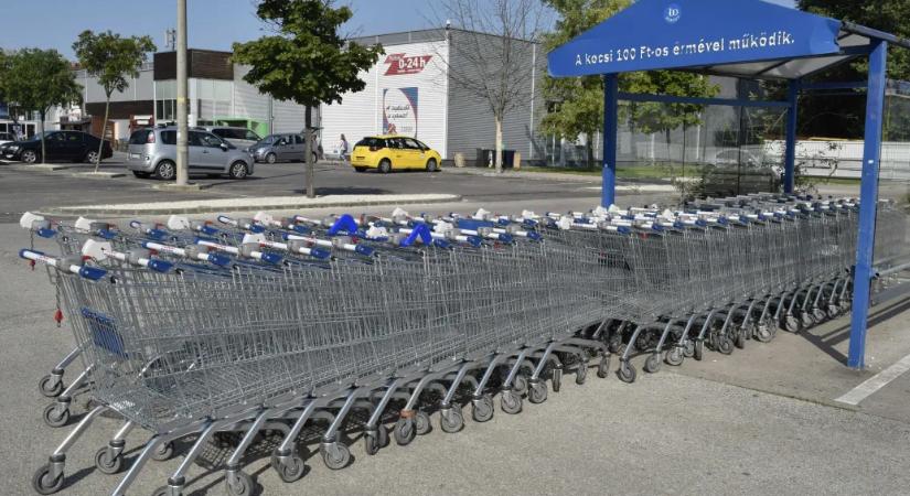 Financial Times: A Tesco fontolgatja, hogy végleg kivonuljon Magyarországról