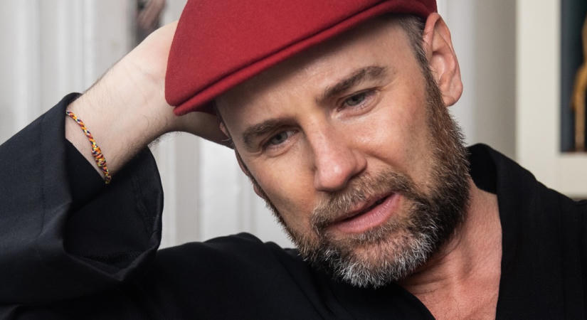 „A jég elfogyott, a rántotta zöld volt” – Járai Máté kiakadt azon, ami egy balatoni szállodában várta őt