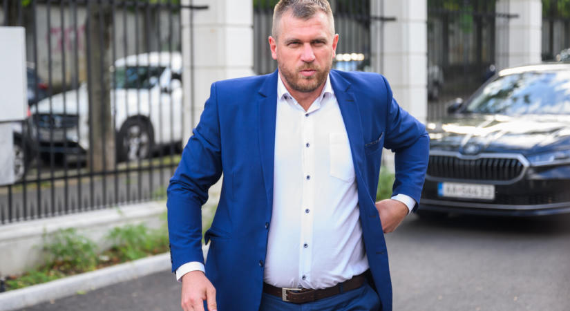 Kuffa Ficóval tárgyalt, a jövő héten folytatják