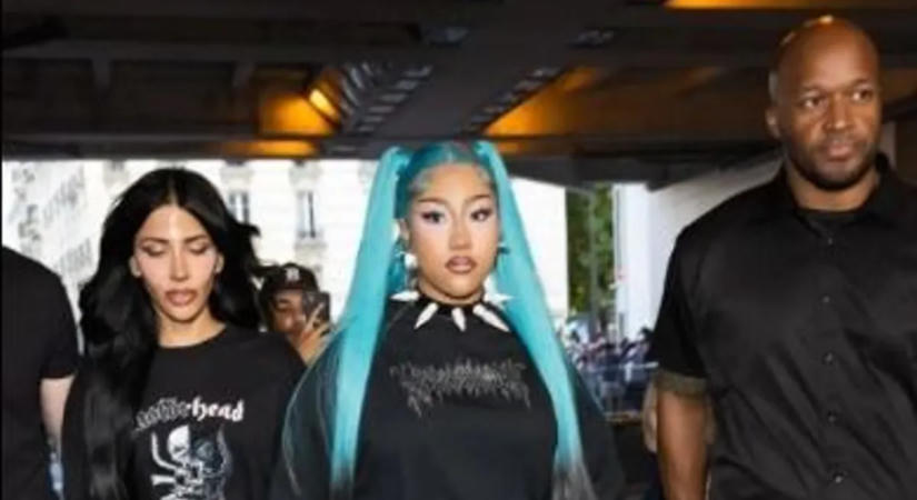 Kék haj és piercingek 13 évesen, Kim Kardashian lánya újra megosztja a rajongókat