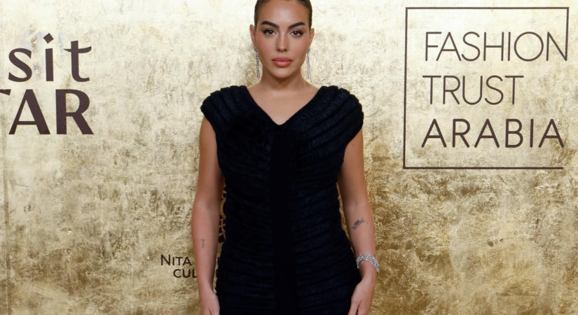 Ő Ronaldo szerelmének ritkán látott nővére: Ivana legalább annyira dögös, mint Georgina, le sem tagadhatnák, hogy testvérek