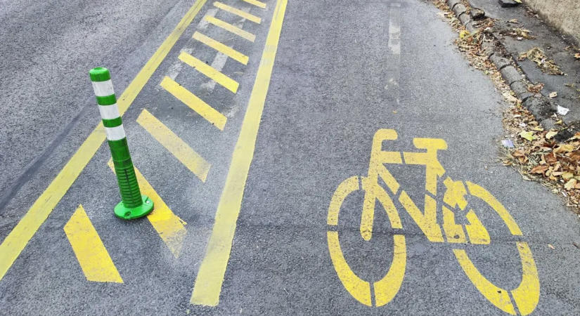 Parkolóból lesz bicikliút a Szent Gellért rakparton, íme a részletek!