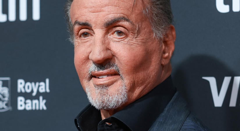 „A pokol csókja volt!” - Sylvester Stallone őszintén bevallotta, kivel váltotta élete legrosszabb filmes csókját