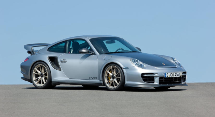 A Porsche 911 GT2 RS rekordára elérte az egymillió dollárt