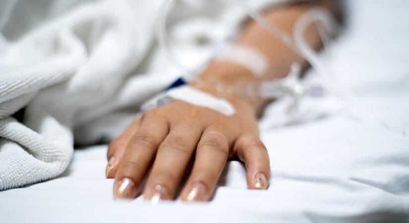 18 éves lány halt meg műtét közben Miskolcon: a család szerint hiba történt