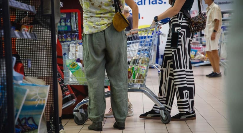 Ez a pofátlanság csúcsa! Felháborító, amit az egyik vásárlóval megtettek az egri áruházban