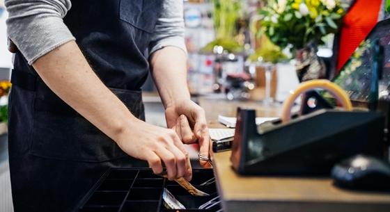 Önkiszolgáló pénztárak: külföldön már megszüntetik őket, és pénztárost alkalmaznak inkább – kiderült miért