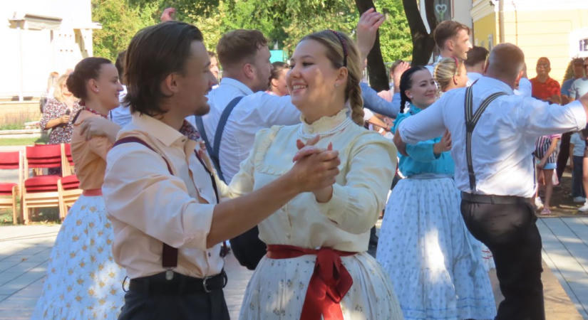 Mindenkit várnak a Szent István térre, a Csornaiak napjára