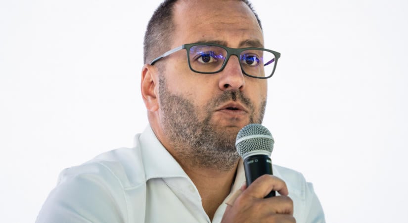Lánczi Tamás vállalkozást indított