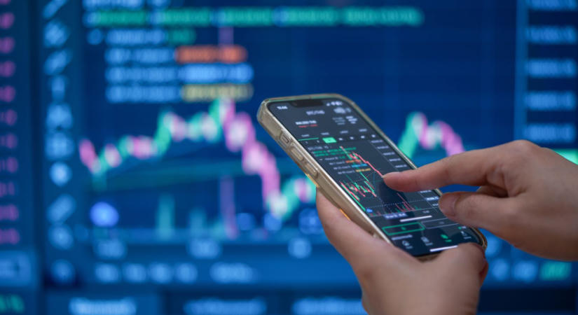 Nyomás alá került a részvénypiac, a bitcoin egyelőre kimaradt az eladásból