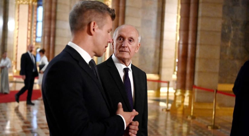 Hivatalos, Baka Andrásnak sikerült, ami Magyar Péternek nem: a köztársasági elnök találkozott Trumppal Amerikában és fotó is készült – de van valami furcsa a történetben